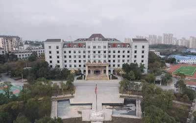 广丰区信息技术学校：培养技术人才，助力地方发展
