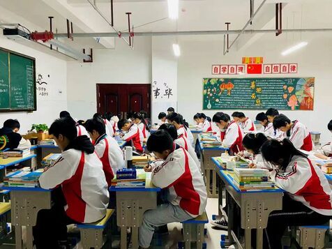 江西省医药技师学院：公办院校的辉煌与未来